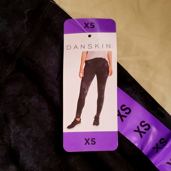 Danskin Active Tights
